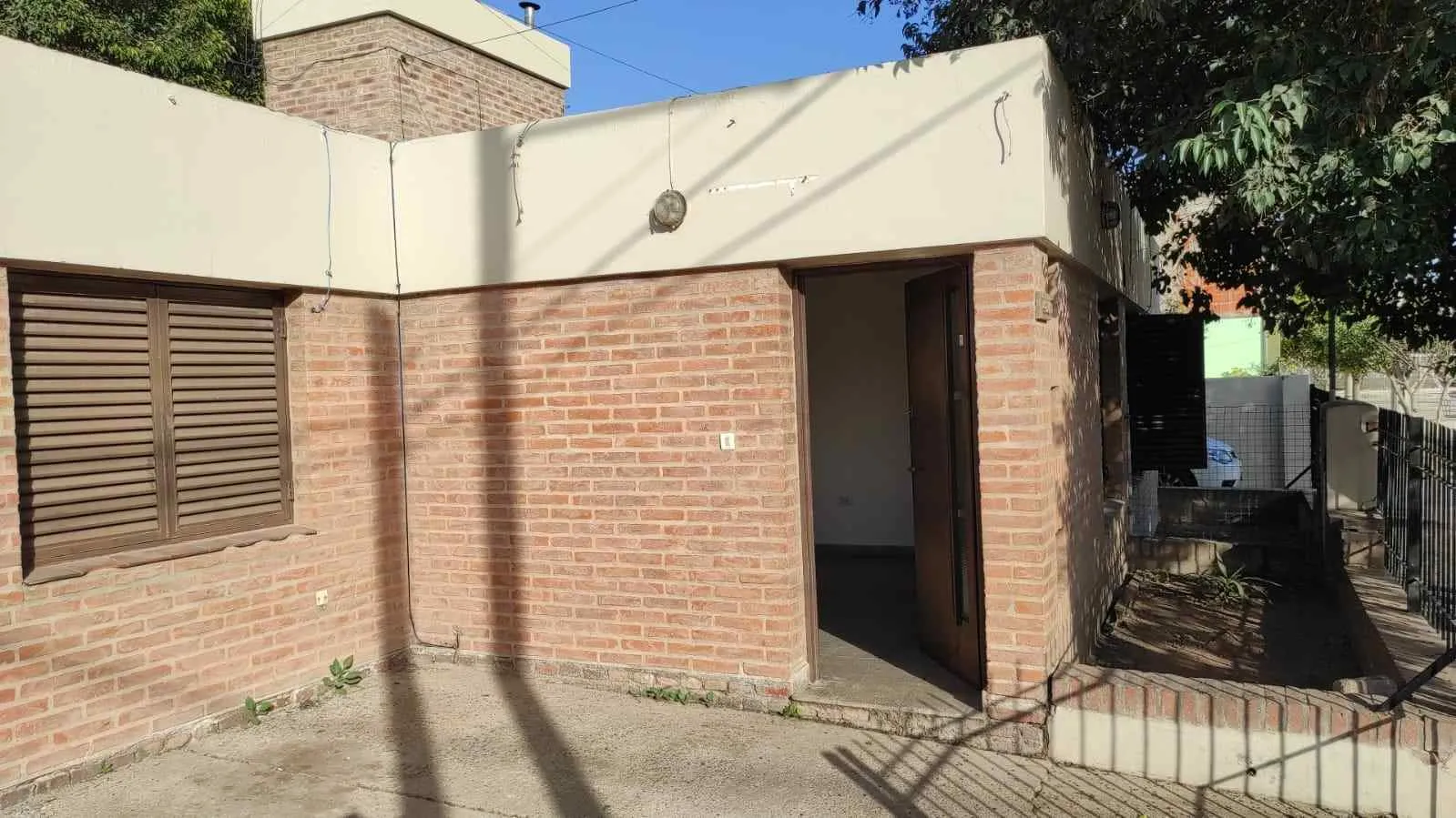 Alquilo casa 2 dormitorios Barrio Las Palmas