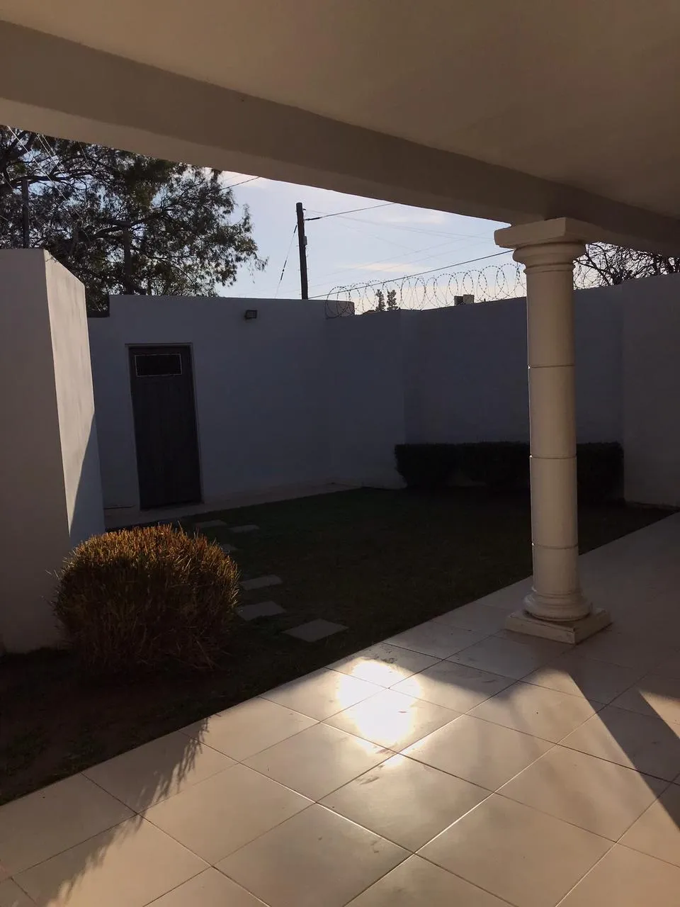 CASA EN ALQUILER 3 DORM.