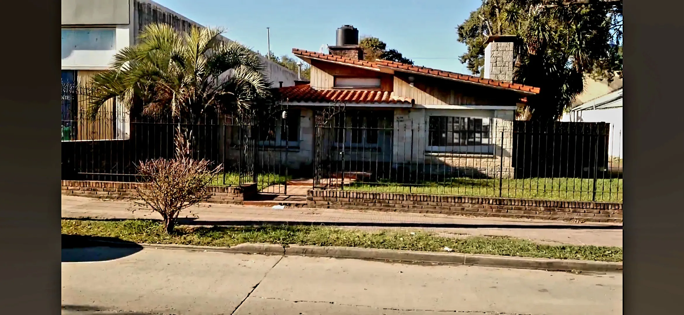 1200M2  SOBRE  AVDA RAFAEL NUÑEZ 6100