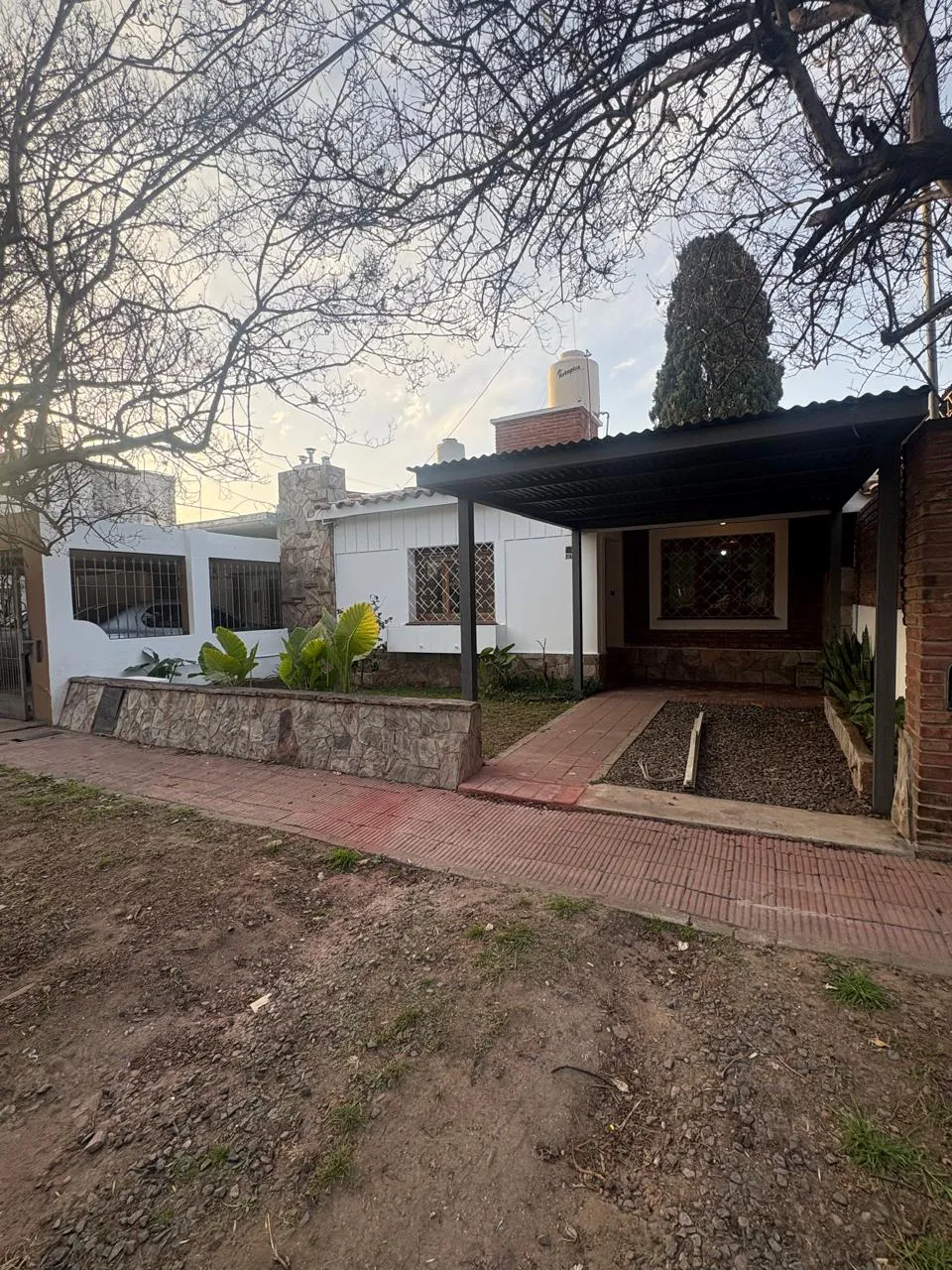 Alto Verde 2 Dor + Escritorio Excelente Ubicación