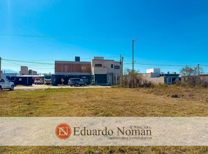 Terreno · 301m²