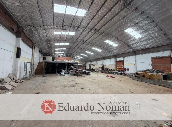 Local comercial · 1332m²