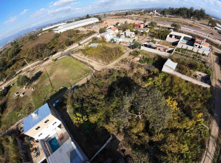 Terreno · 195m²