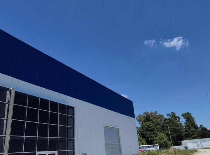 Bodega-Galpón · 850m² · 3 Ambientes