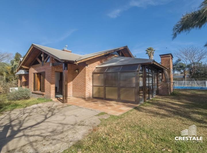 Casa · 190m² · 5 Ambientes · 1 Cochera