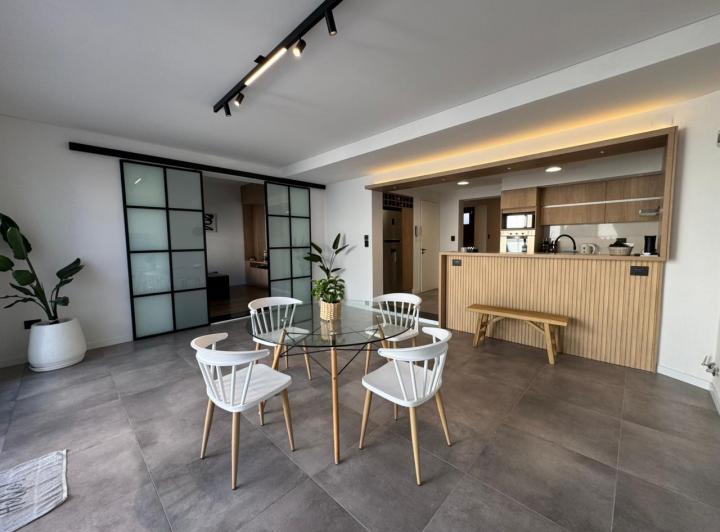 Casa · 180m² · 5 Ambientes · 1 Cochera