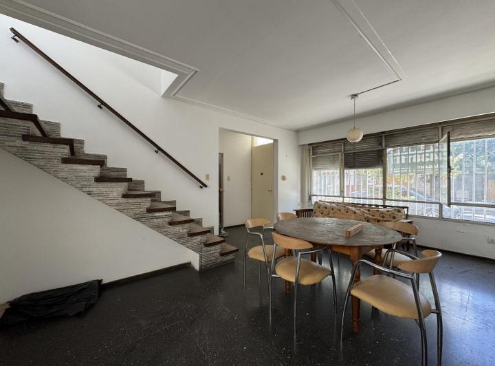 Casa · 130m² · 6 Ambientes · 1 Cochera
