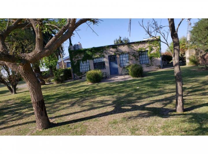 Terreno · 854m²