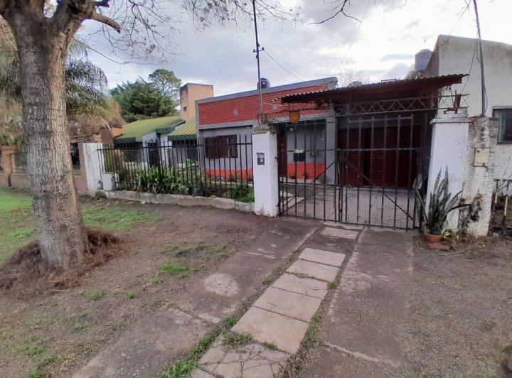 Casa · 128m² · 5 Ambientes · 1 Cochera