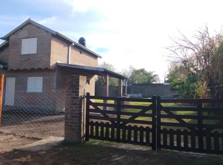 Casa · 130m² · 4 Ambientes · 1 Cochera