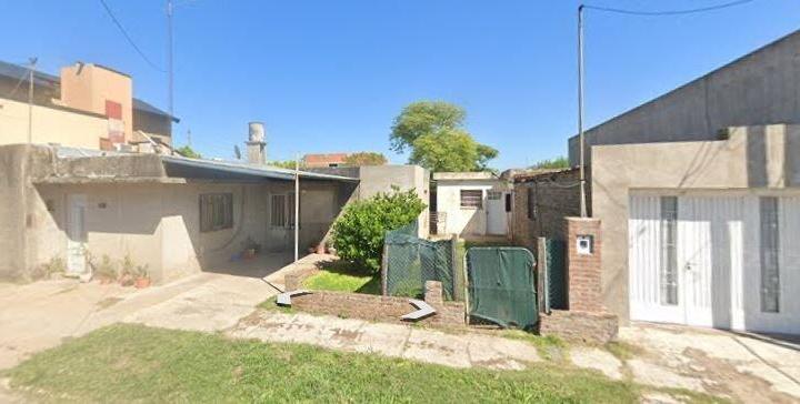 Casa · 200m² · 3 Ambientes · 1 Cochera