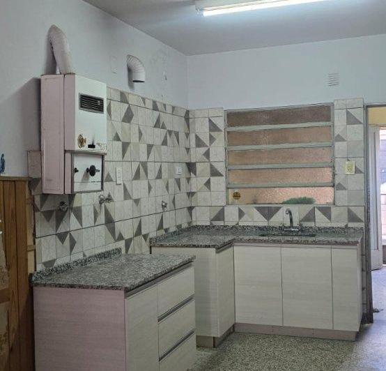 Casa · 119m² · 7 Ambientes · 2 Cocheras