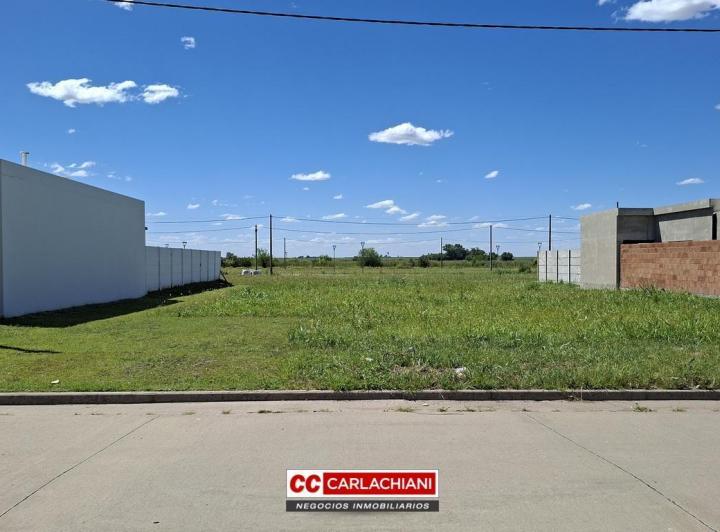Terreno · 307m²