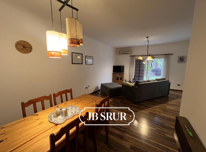 Casa · 137m² · 4 Ambientes · 1 Cochera