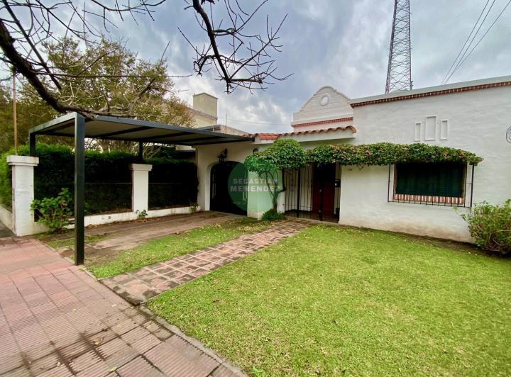 Casa · 181m² · 6 Ambientes · 2 Cocheras