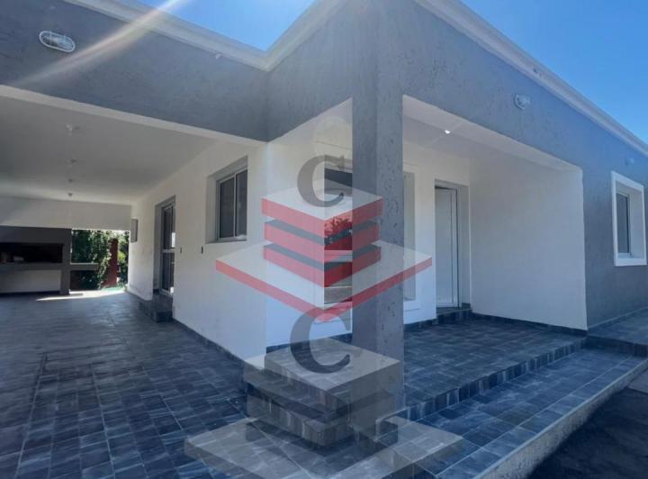 Casa · 141m² · 4 Ambientes · 1 Cochera