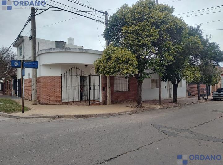 Casa · 54m² · 4 Ambientes