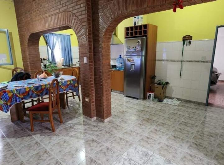 Casa · 202m² · 5 Ambientes · 3 Cocheras