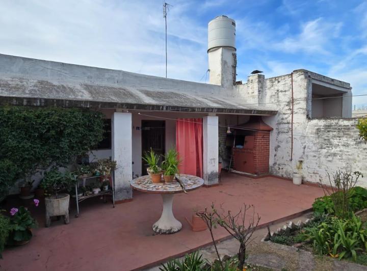 Casa · 224m² · 5 Ambientes · 1 Cochera