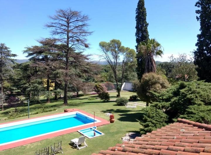 Casa · 10000m² · 19 Ambientes