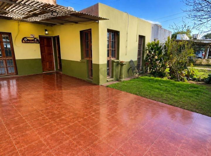 Casa · 111m² · 5 Ambientes · 1 Cochera