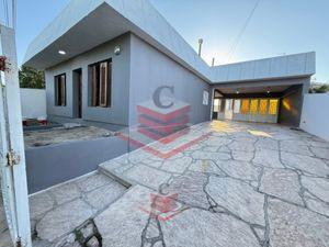 Casa · 200m² · 7 Ambientes · 1 Cochera