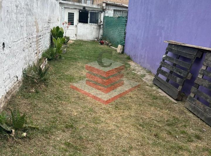 Casa · 65m² · 7 Ambientes · 1 Cochera