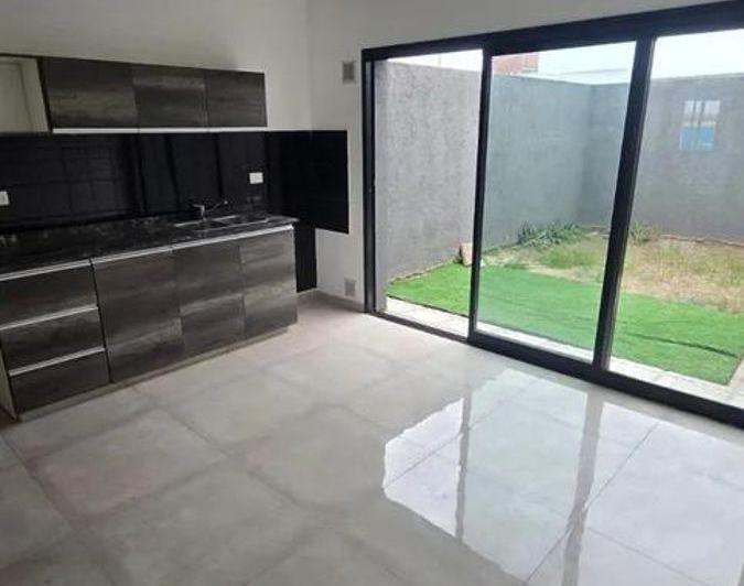Casa · 110m² · 3 Ambientes · 1 Cochera