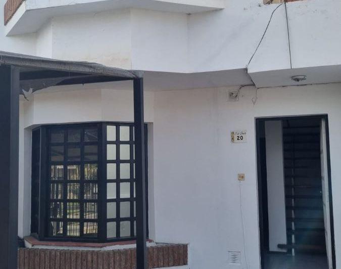 PH · 80m² · 6 Ambientes · 1 Cochera