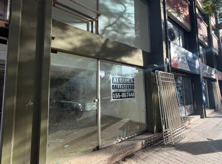 Local comercial · 70m²