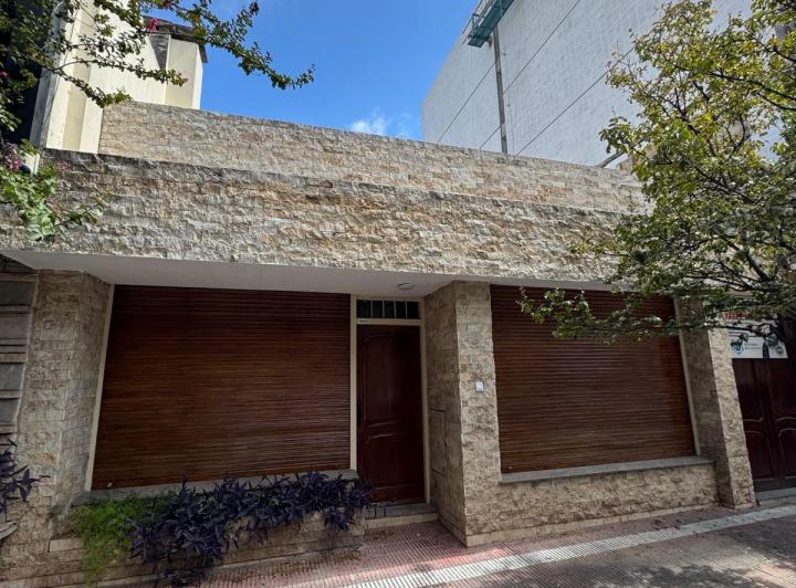 Casa · 150m² · 4 Ambientes