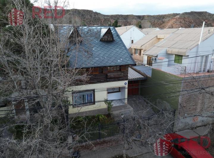 PH · 179m² · 6 Ambientes · 1 Cochera