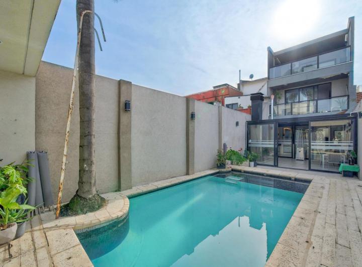 PH · 179m² · 4 Ambientes · 1 Cochera