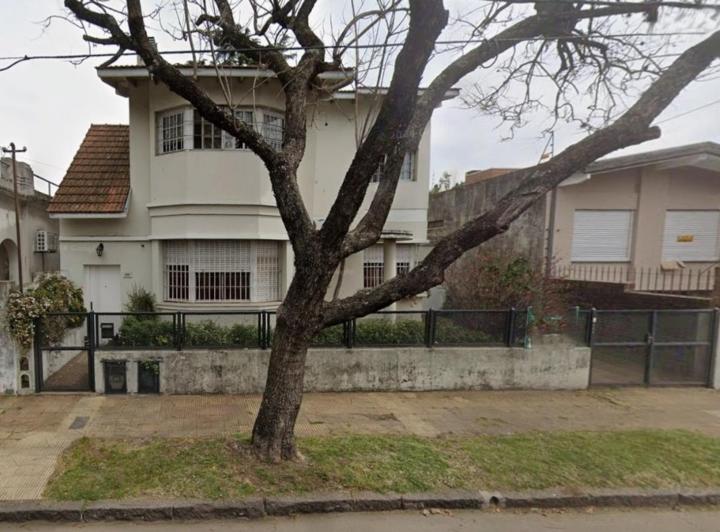 PH · 340m² · 4 Ambientes · 1 Cochera