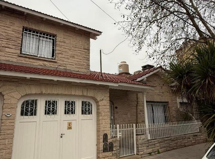 PH · 130m² · 4 Ambientes · 1 Cochera