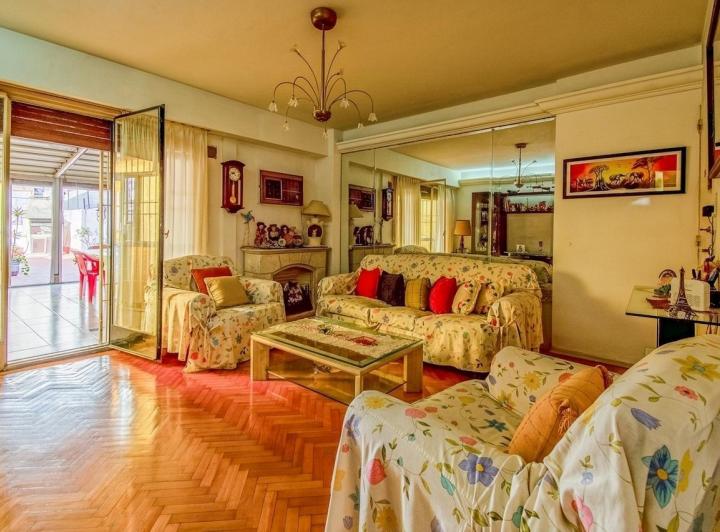 Departamento · 74m² · 4 Ambientes · 1 Cochera