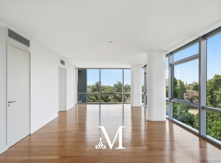 Departamento · 220m² · 5 Ambientes · 2 Cocheras