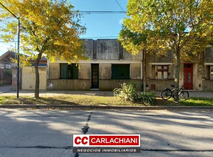 Casa · 196m² · 3 Dormitorios · 1 Cochera