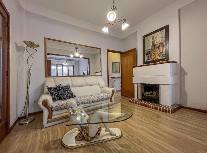 Casa · 165m² · 6 Ambientes