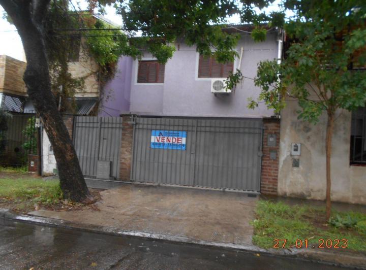Casa · 66m² · 4 Ambientes · 1 Cochera