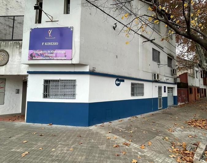 Casa · 155m² · 8 Ambientes · 1 Cochera