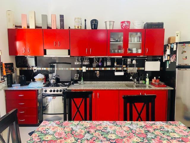 Casa · 170m² · 4 Ambientes · 1 Cochera