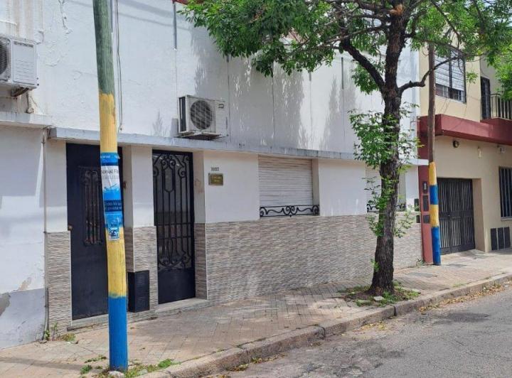 Casa · 240m² · 7 Ambientes