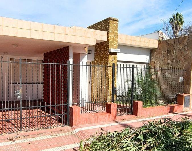 Casa · 134m² · 3 Ambientes · 1 Cochera