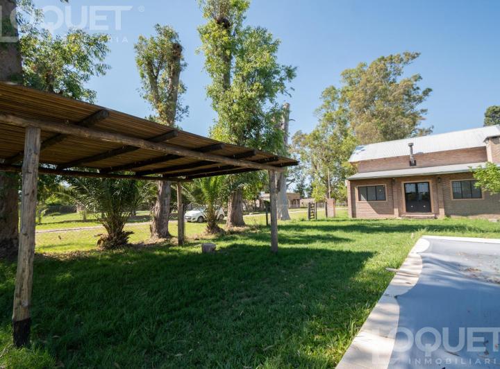 Casa · 236m² · 5 Ambientes · 1 Cochera