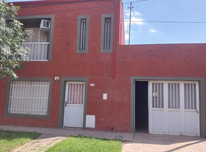 Casa · 129m² · 10 Ambientes