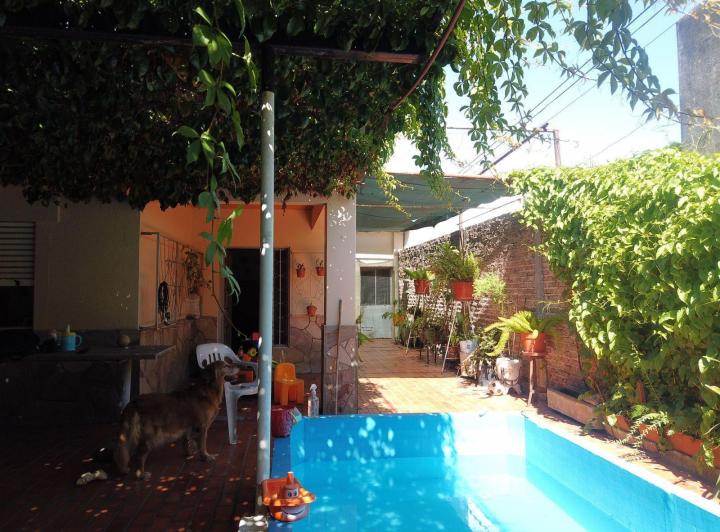 Casa · 370m² · 7 Ambientes · 2 Cocheras