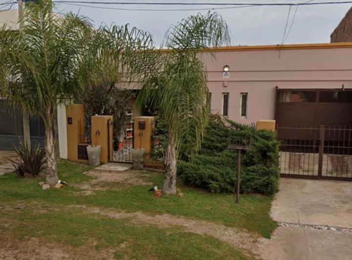 Casa · 80m² · 3 Ambientes · 1 Cochera