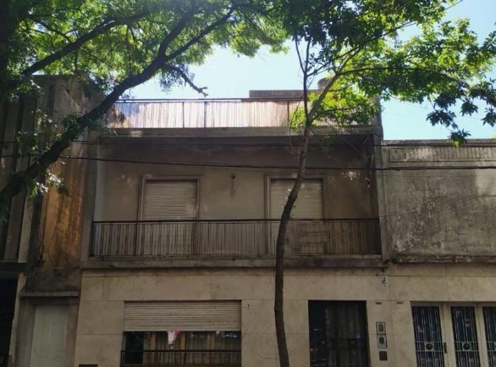 Casa · 246m² · 5 Ambientes · 1 Cochera