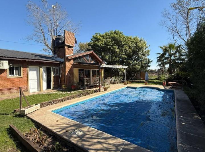 Casa · 170m² · 3 Ambientes · 1 Cochera